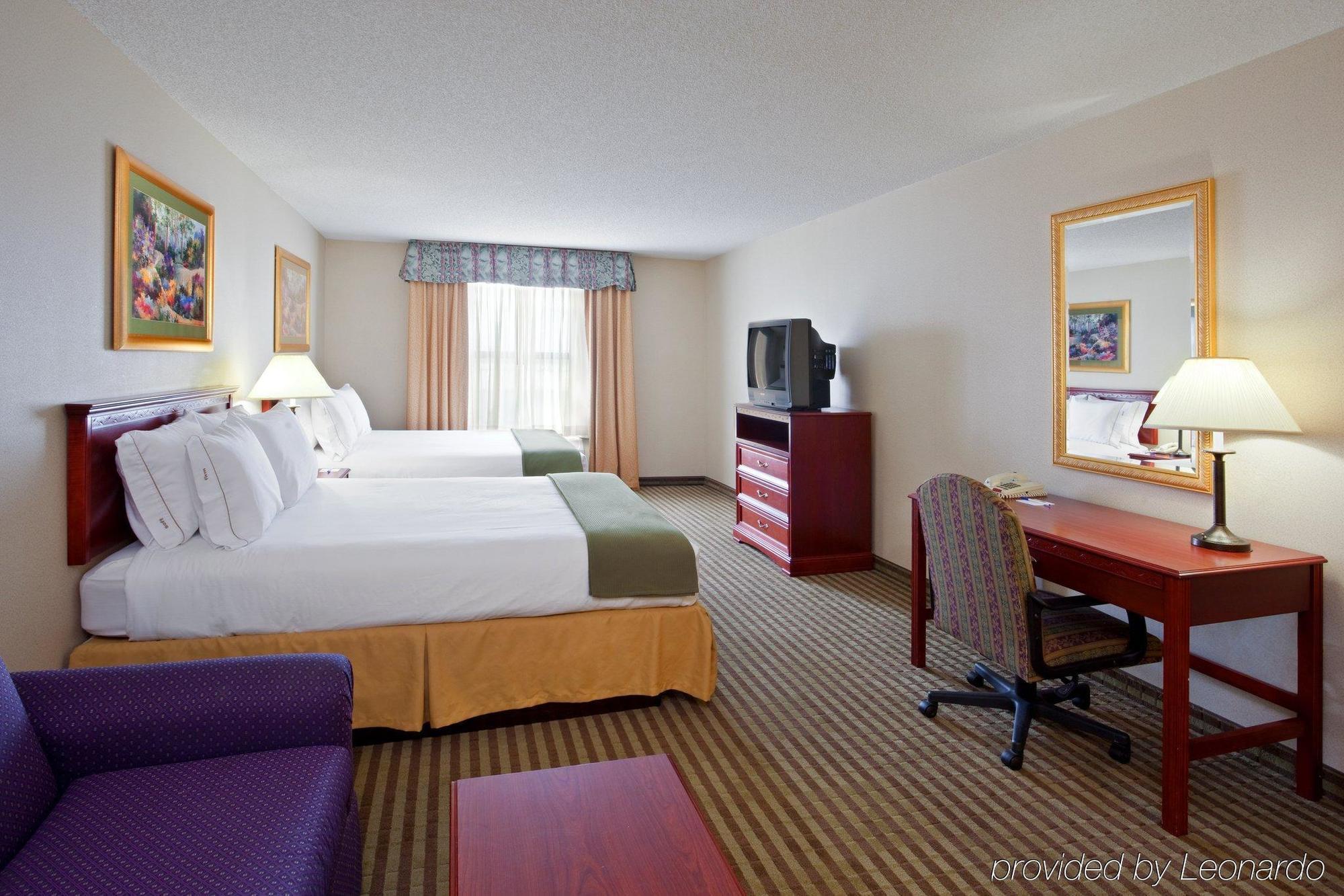 Holiday Inn Express Hotel & Suites Circleville By Ihg Dış mekan fotoğraf